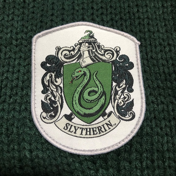 Harry Potter ‘SLYTHERIN’ Scoodie - Picture 2 of 9